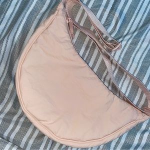 round mini shoulder bag